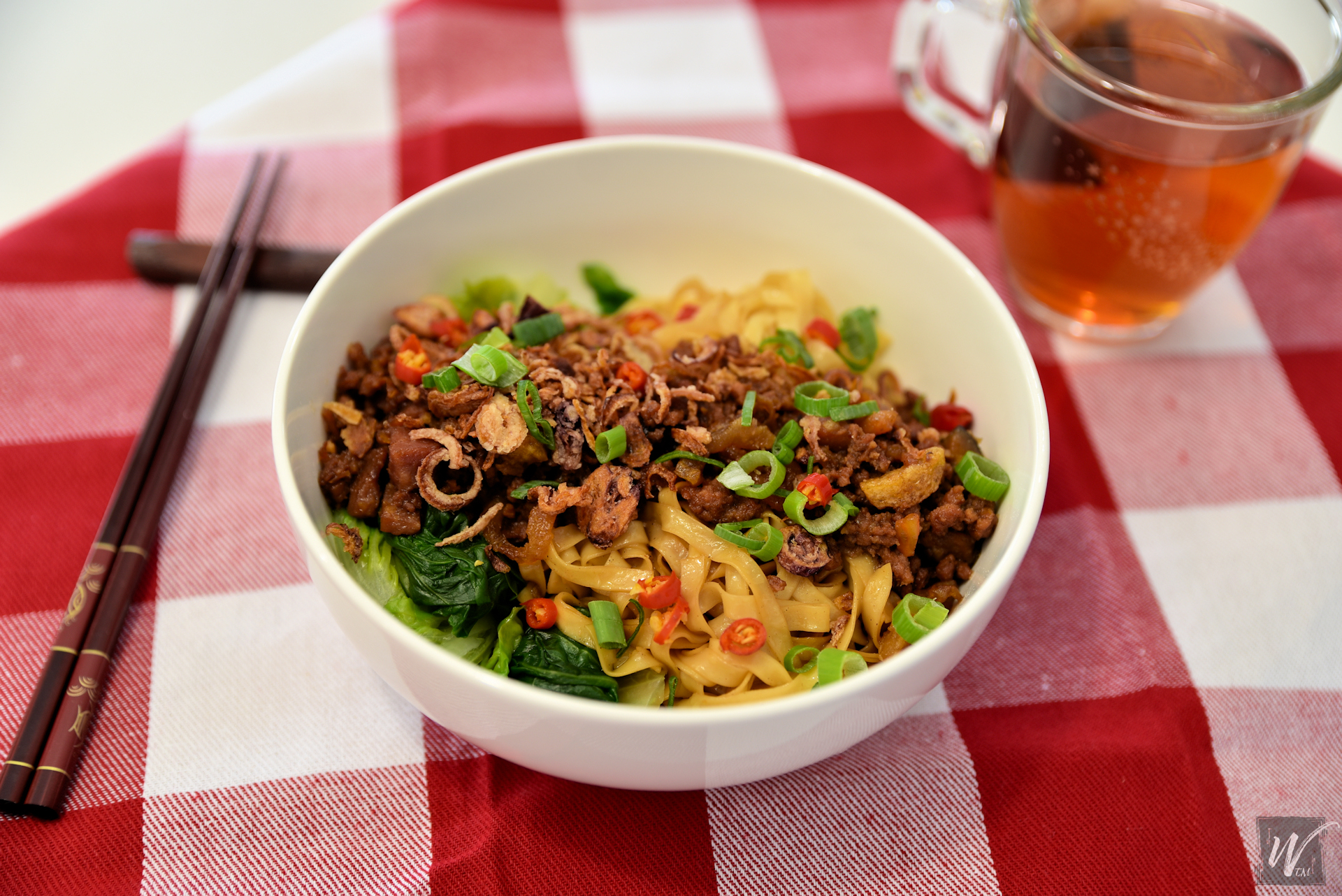 Pan Mian (Dry Wide Noodle with Minced Pork on Top)